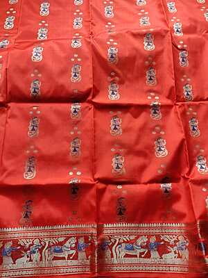 Red figure motiif pure katan silk Swarnachari Red figure motiif pure katan silk Swarnachari