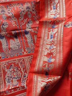 Red figure motiif pure katan silk Swarnachari Red figure motiif pure katan silk Swarnachari