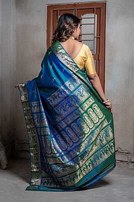 Blue Green Dual tone Heeran Swarnachari Blue Green Dual tone Heeran Swarnachari