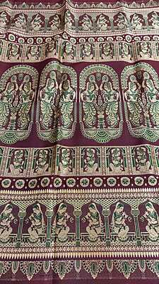 Dark onion pink color figure motif with light green meena on pure Mulberry silk Dark onion pink color figure motif with light green meena on pure Mulberry silk