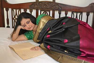 Black rose swarnachari on pure Mulberry silk Black rose swarnachari on pure Mulberry silk