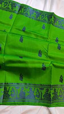Parrot green color pure mulberry silk figure motif Baluchari saree