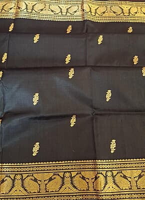 Kadambori black and red color pure Mulberry silk Baluchari Kadambori black and red color pure Mulberry silk Baluchari