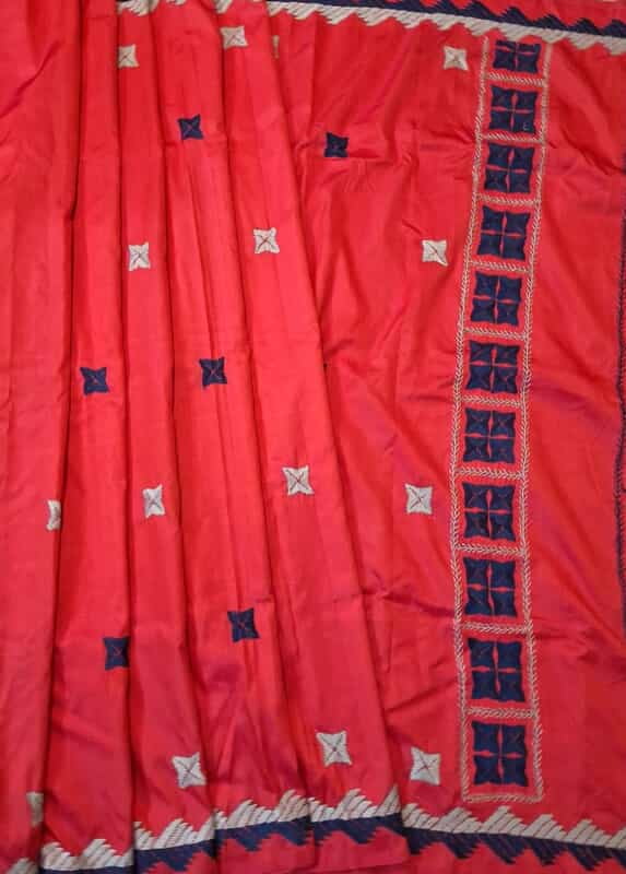 Phulkari saree with Red rani pink Dual tone in pure Mulberry silk Phulkari saree with Red rani pink Dual tone in pure Mulberry silk