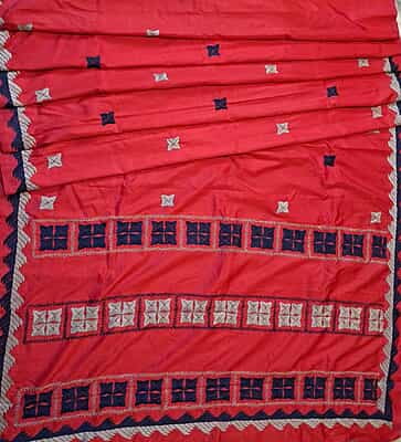 Phulkari saree with Red rani pink Dual tone in pure Mulberry silk Phulkari saree with Red rani pink Dual tone in pure Mulberry silk