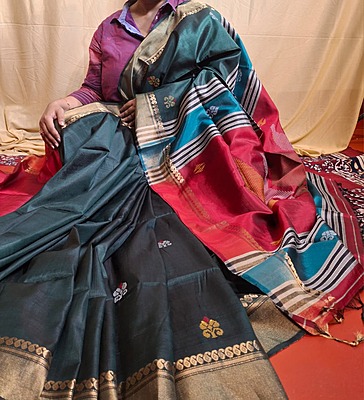 Color bottle green kalashetra/kalakshetra saree