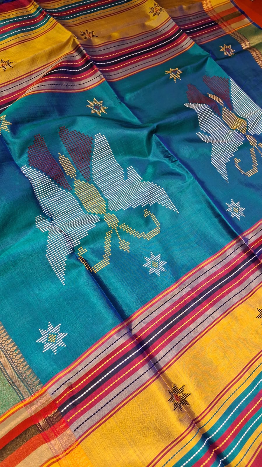 Color blue rani pink dual tone kalashetra/kalakshetra saree Color blue rani pink dual tone kalashetra/kalakshetra saree