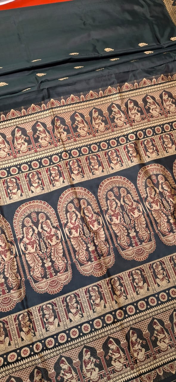 Figure motif Baluchari saree in color petrol green Figure motif Baluchari saree in color petrol green