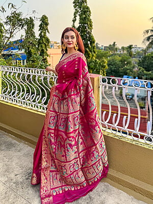 Rani pink color Chand buta Swarnachari saree on pure Mulberry silk