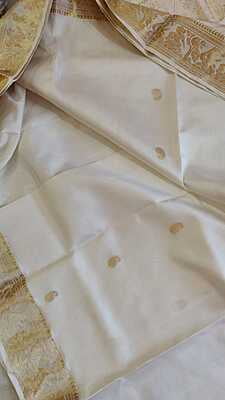White color pure katan silk Baluchari
